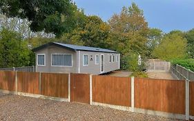 Bishy Barnabee, Waxham, Nr Sea Palling, Dog Friendly, Private Path To The Beach